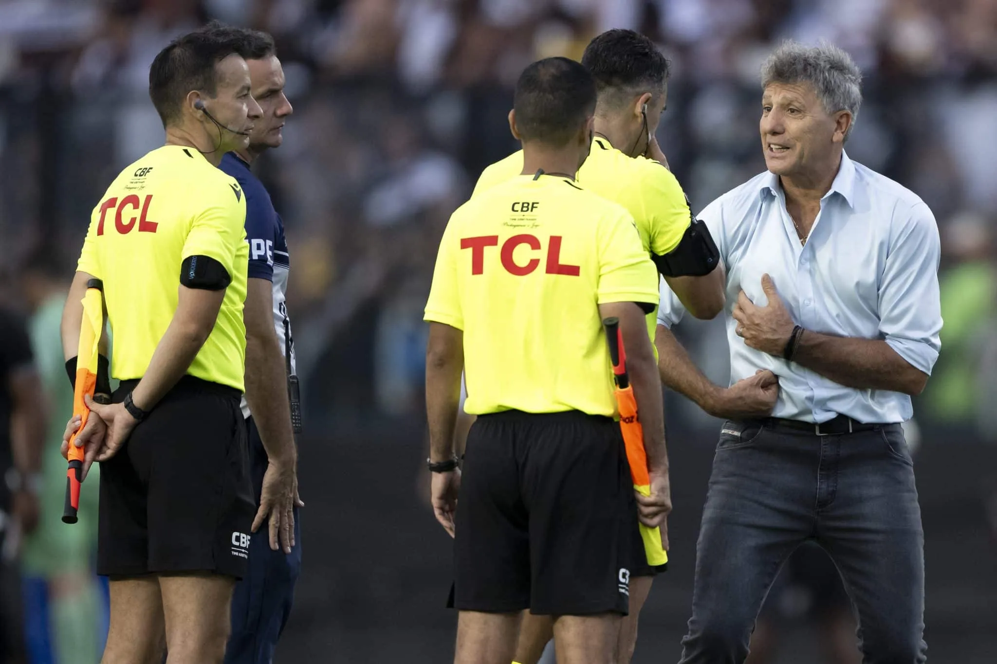 Campeonato novo, pol&ecirc;mica antiga: Brasileir&atilde;o come&ccedil;a marcado por erros de arbitragem