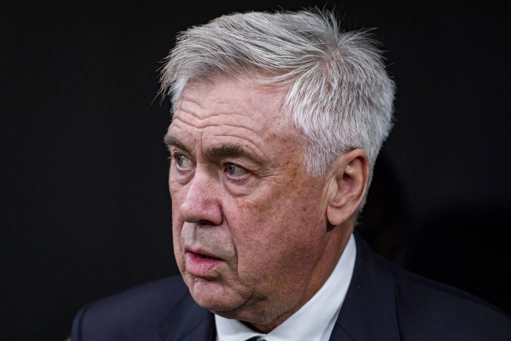 Ancelotti alfineta Barcelona por caso Dani Olmo antes de jogo atrasado em LaLiga