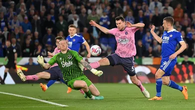 O desespero de Leicester e Everton promoveu uma partida&ccedil;a, mas com um empate que &eacute; ruim para os dois
