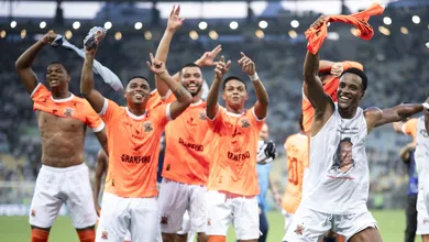 De patinho feio &agrave; sensa&ccedil;&atilde;o do Carioca: o roteiro do Nova Igua&ccedil;u at&eacute; fazer hist&oacute;ria