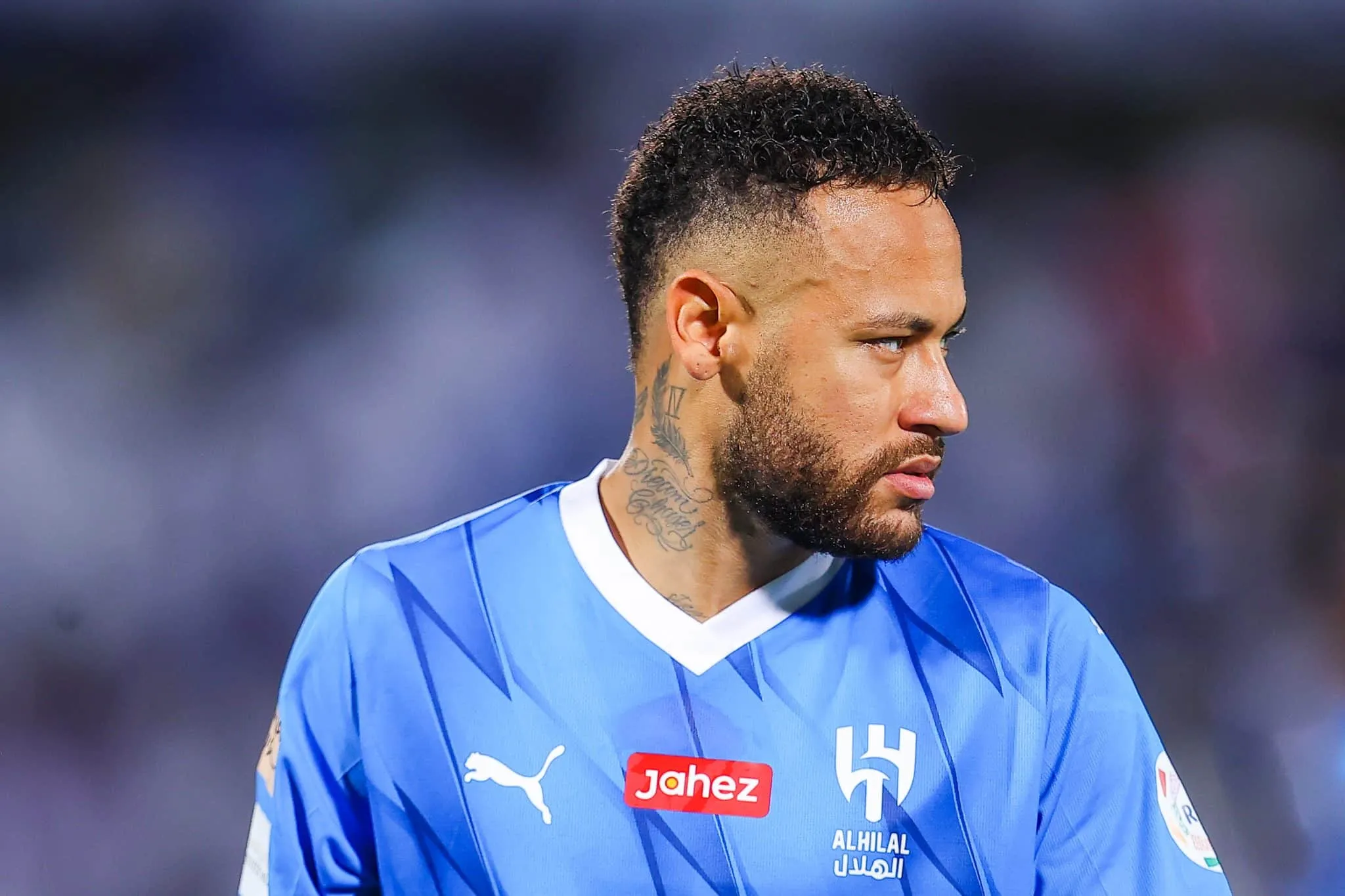 Os 10 jogadores que mais acumularam valor de transfer&ecirc;ncias na hist&oacute;ria