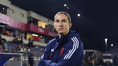 Ap&oacute;s pacot&atilde;o de refor&ccedil;os, o que motiva o Flamengo a buscar mais tr&ecirc;s jogadores no mercado?