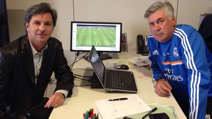 Caio J&uacute;nior foi trocar figurinhas com Carlo Ancelotti na Espanha