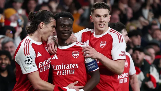 Arsenal encontra protagonista, pune velho roteiro do Atleti e vai &agrave; final