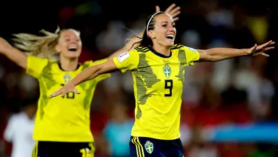 A sueca Asllani faz hist&oacute;ria: &eacute; a primeira contrata&ccedil;&atilde;o do Real Madrid Feminino