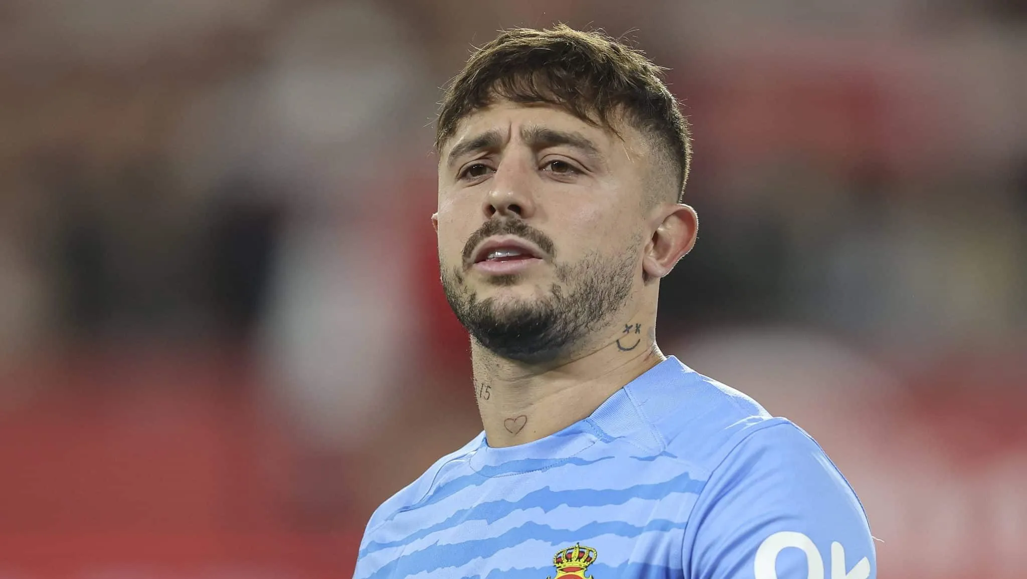 Lateral na mira do Atl&eacute;tico-MG tem pol&ecirc;micas recentes com treinador, Vini Jr e Bellingham