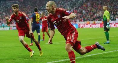 Agora &eacute; o Bayern quem d&aacute; aulas de futebol na Europa