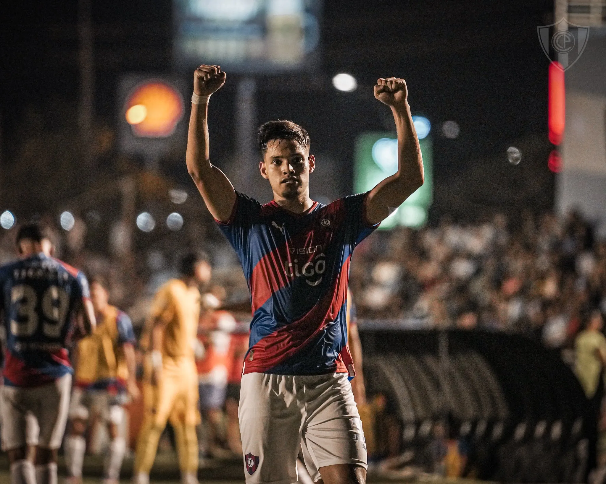 S&atilde;o Paulo confirma contrata&ccedil;&atilde;o de Bobadilla com v&iacute;deo nas redes sociais contendo gol sobre o Palmeiras no Morumbi