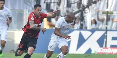 O empate prevaleceu na Vila Belmiro e promete uma quente &ldquo;decis&atilde;o de turno&rdquo; para o Maracan&atilde;