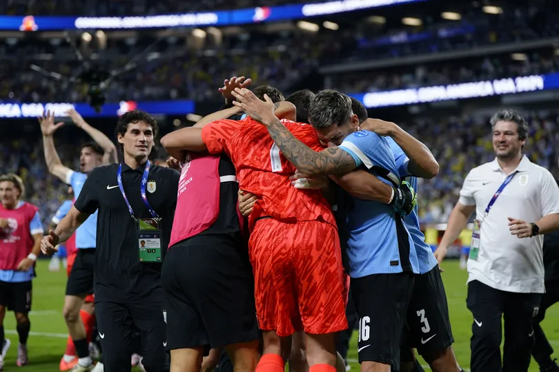 Sele&ccedil;&atilde;o Uruguaia comemora classifica&ccedil;&atilde;o em cima do Brasil na Copa Am&eacute;rica.