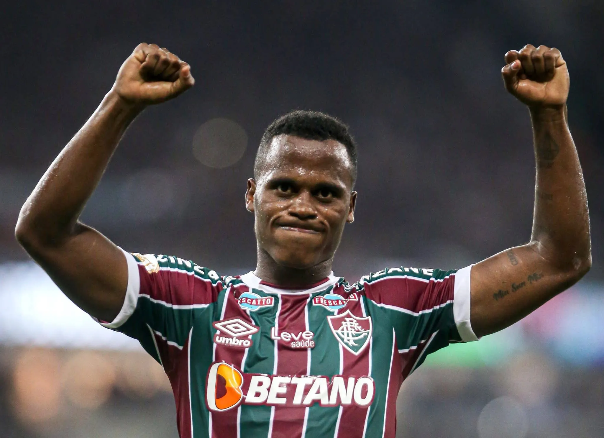 Por que Jhon Arias recusou R&uacute;ssia e deve receber valoriza&ccedil;&atilde;o no Fluminense