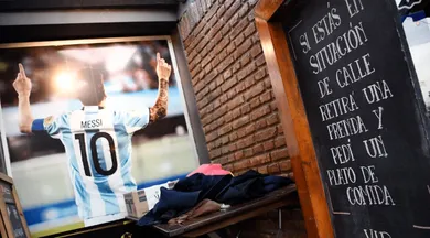 Restaurante da fam&iacute;lia de Messi abre suas portas a moradores de rua durante o inverno