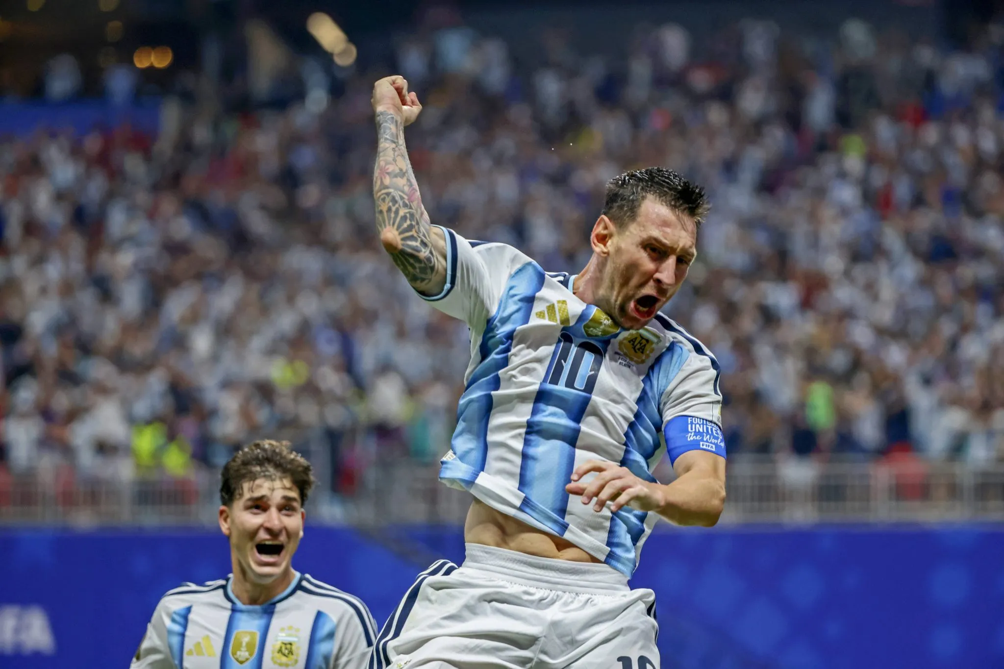 Messi comemora gol em Argentina x Egito na Copa do Mundo