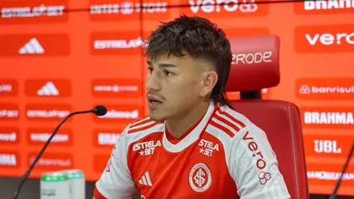 Da inf&acirc;ncia dif&iacute;cil &agrave; Esc&oacute;cia, Bernabei chegou ao Internacional cheio de vontade