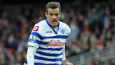 Vida dupla? Zagueiro do QPR, Nelsen &eacute; o novo t&eacute;cnico do Toronto FC