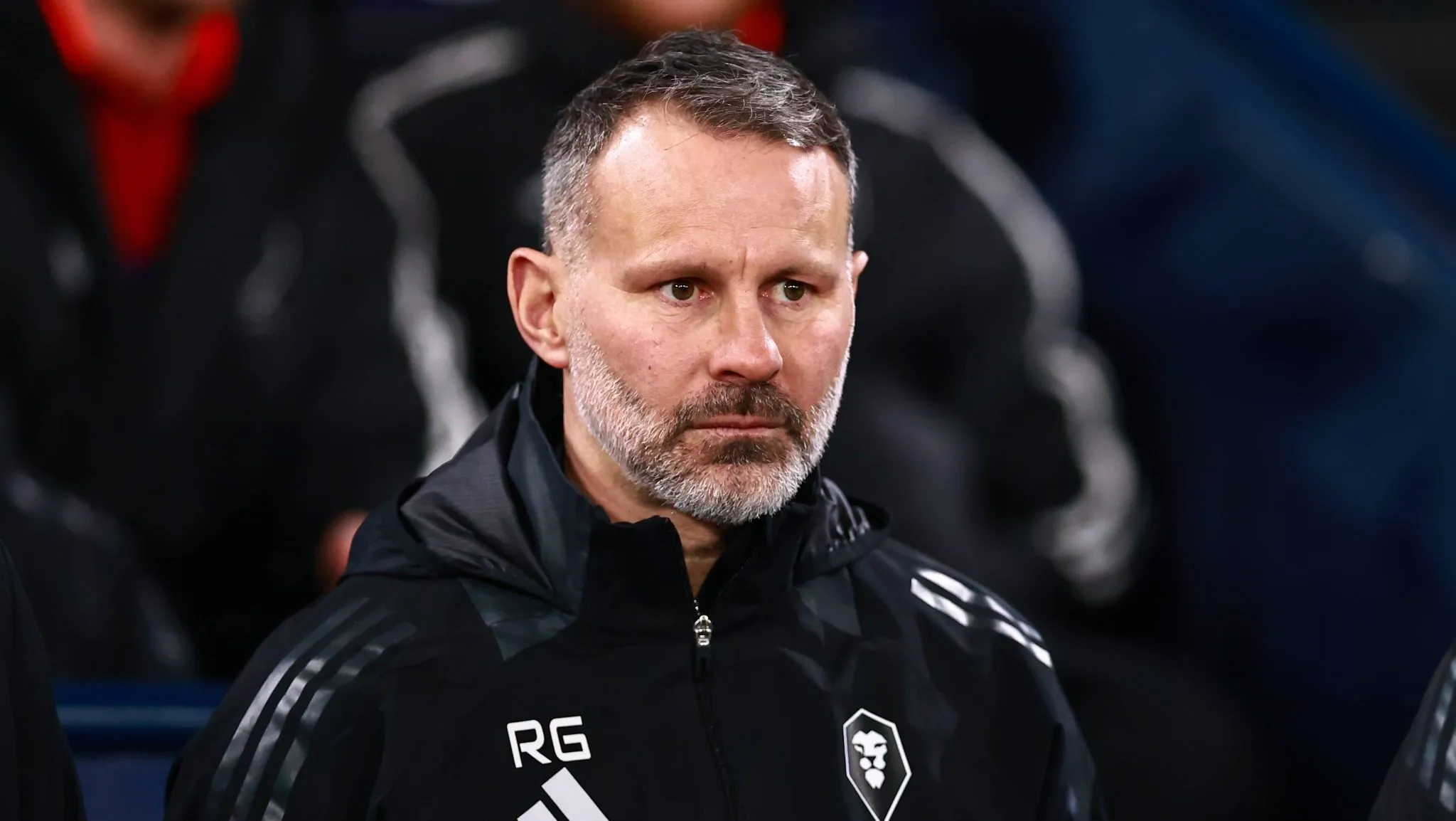 &lsquo;Ele parece inacredit&aacute;vel&rsquo;: Ryan Giggs revela surpresa com personalidade de meia do Arsenal