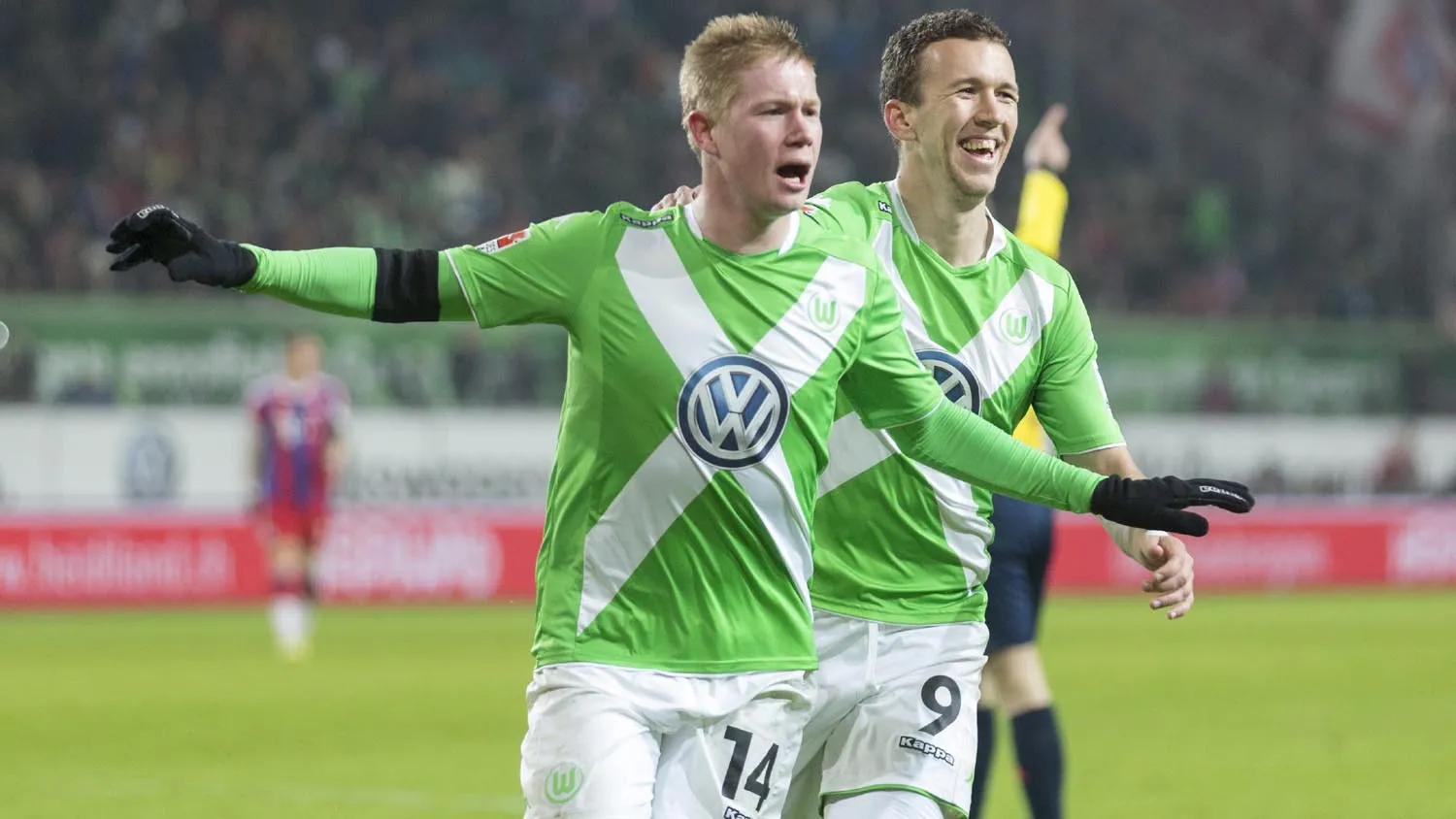 Contra um Wolfsburg implac&aacute;vel, Bayern leva o mesmo n&uacute;mero de gols de todo o primeiro turno