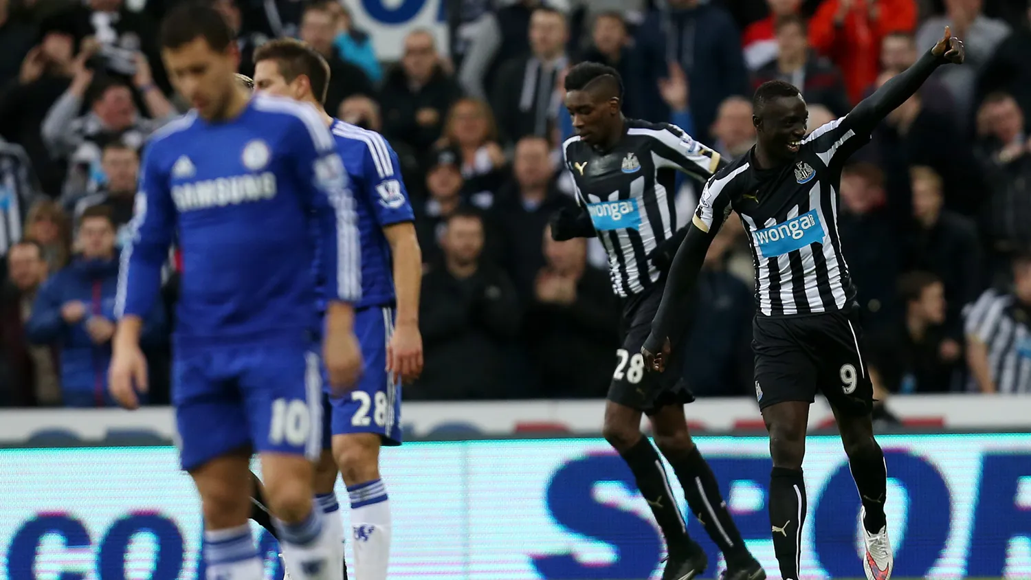 Mourinho bebeu do seu pr&oacute;prio veneno, e o Chelsea perdeu a invencibilidade