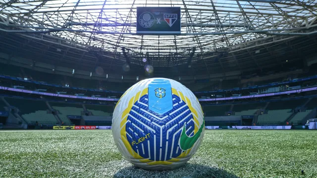 &lsquo;Clubes usam jogadores para movimento pol&iacute;tico&rsquo;, diz respons&aacute;vel por gramado sint&eacute;tico do Allianz Parque