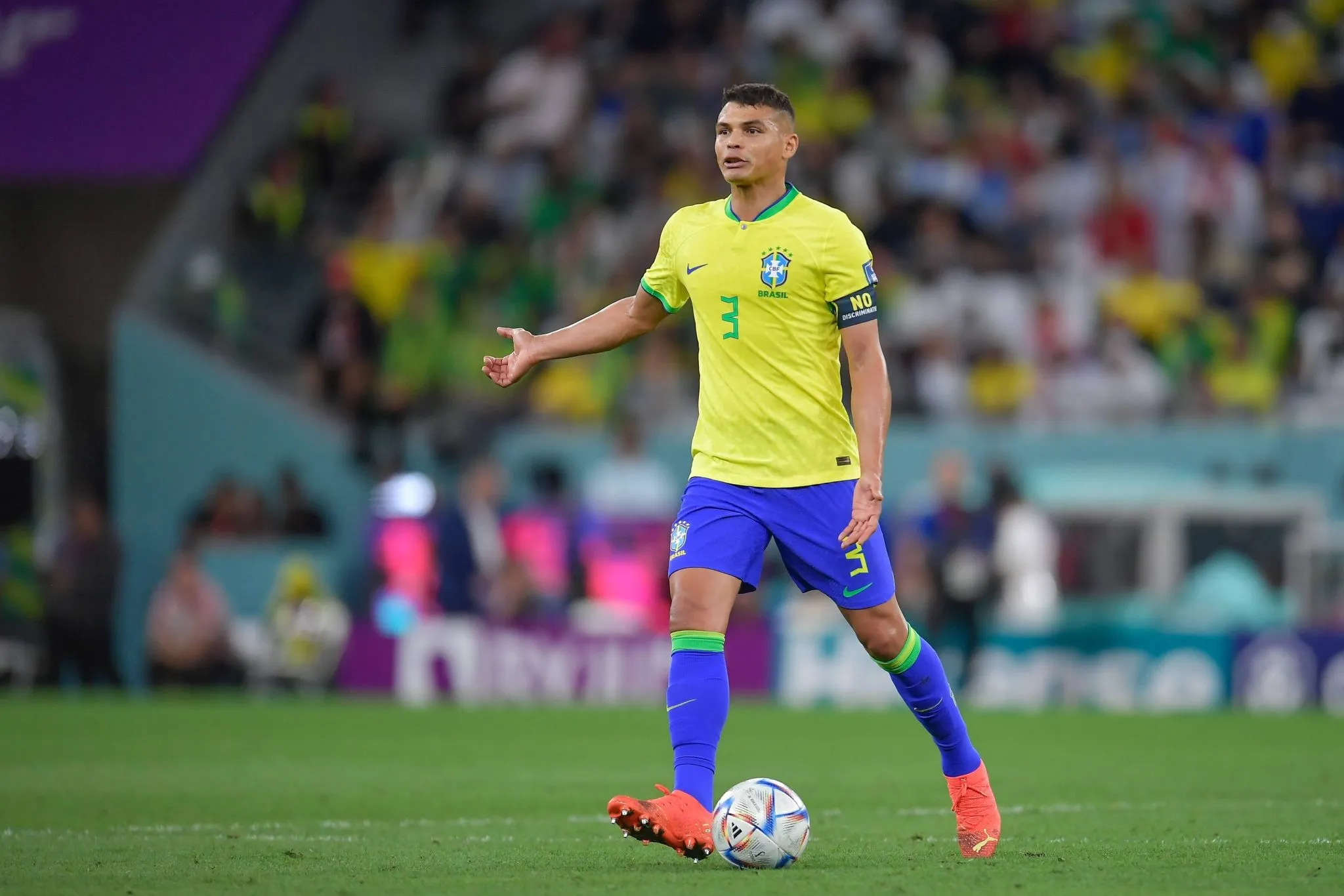Thiago Silva em jogo da sele&ccedil;&atilde;o brasileira