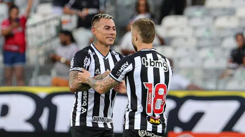 Os Eduardo's, Vargas e Sasha, em a&ccedil;&atilde;o pelo Atl&eacute;tico