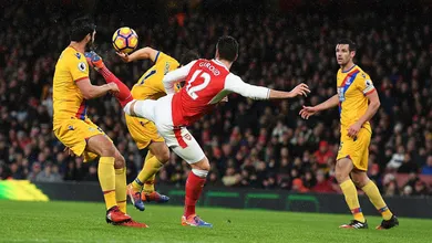 [V&iacute;deo] O gola&ccedil;o de Giroud fica ainda mais legal com essas 21 narra&ccedil;&otilde;es diferentes