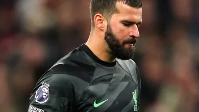 &lsquo;Bastante grave&rsquo;: Klopp atualiza les&atilde;o de Alisson, que deve ficar fora por um bom tempo