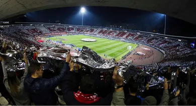 A festa do Estrela Vermelha pela vit&oacute;ria sobre o Liverpool durou muito al&eacute;m dos 90 minutos