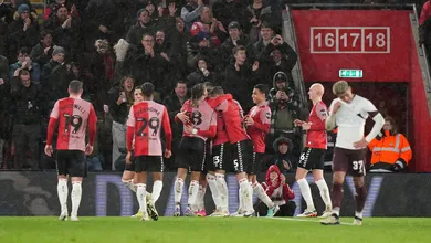 Southampton n&atilde;o perdoa em casa e despacha Watford em replay da Copa da Inglaterra