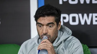 Palmeiras contratou muito e bem, mas Abel continua vendo um buraco no elenco