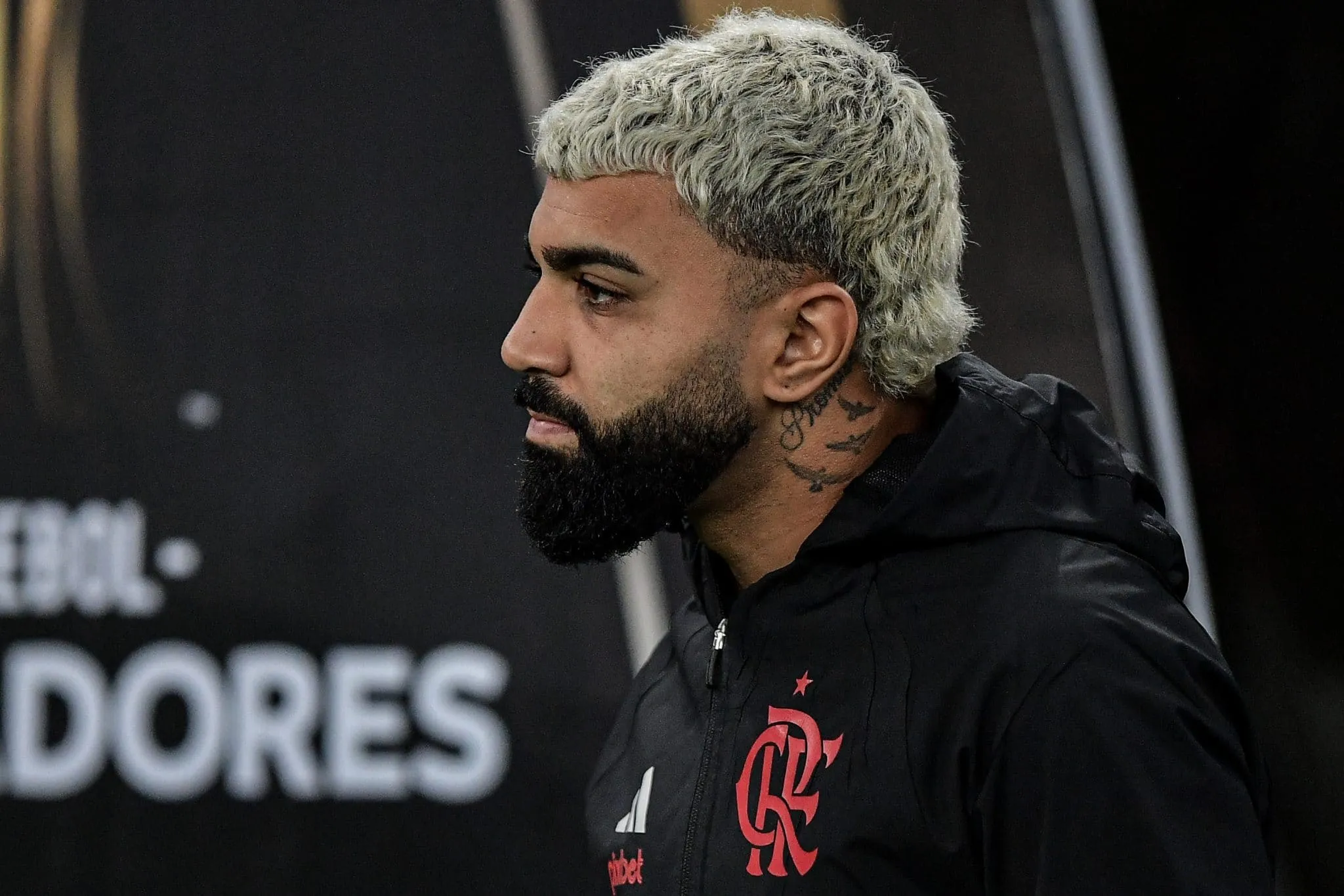 Flamengo barra Gabigol de jogo e quer negoci&aacute;-lo j&aacute; na pr&oacute;xima janela