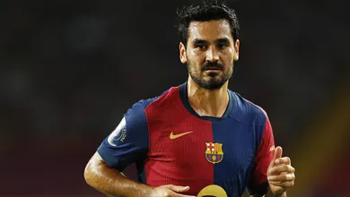 T&eacute;cnico do Barcelona revela papo franco com G&uuml;ndogan ap&oacute;s rumor de volta &agrave; Premier League