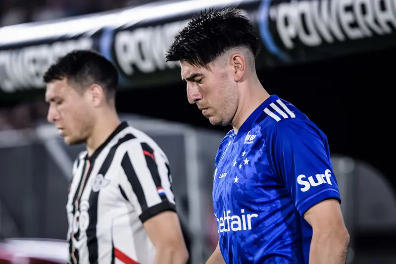 Lucas Villalba no jogo de ida das quartas de final da Copa Sul-Americana, contra o Libertad
