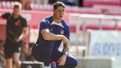 Pupilo de Fernando Torres vira artilheiro na base do Atl&eacute;tico de Madrid e encanta Espanha