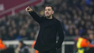 Xavi chama para si a responsabilidade por crise e anuncia sa&iacute;da do Barcelona ao final da temporada