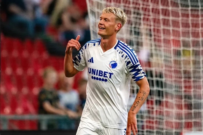 Orri &Oacute;skarsson em a&ccedil;&atilde;o pelo Copenhagen. Foto: Icon Sport