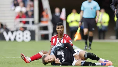 Aston Villa n&atilde;o vence mesmo com expuls&atilde;o &lsquo;matando&rsquo; talento do Sunderland e entristecendo jogo