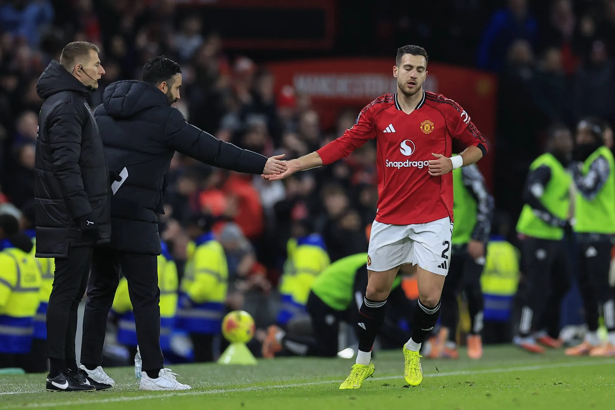 R&uacute;ben Amorim e Diogo Dalot pelo Manchester United. Foto: IMAGO/Pro Sports Images