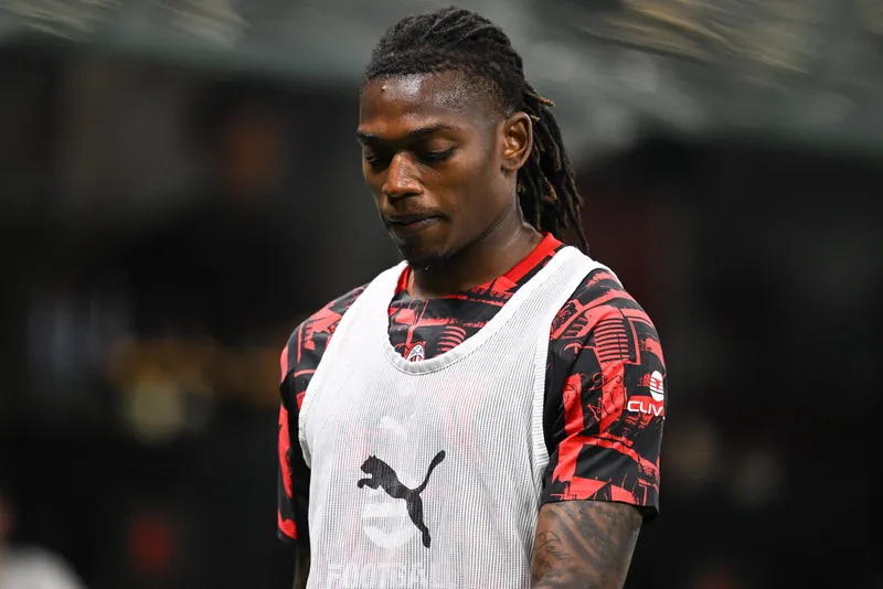 Rafael Le&atilde;o pelo Milan (Foto: IMAGO / ABACAPRESS)