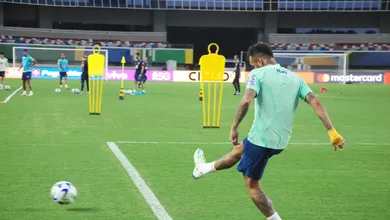Diniz come&ccedil;a a preparar a Sele&ccedil;&atilde;o para &lsquo;morder&rsquo; em treino com susto de Neymar
