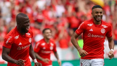 Com facilidade, Internacional despacha o S&atilde;o Luiz, vence a nona seguida e est&aacute; na semifinal do Gauch&atilde;o