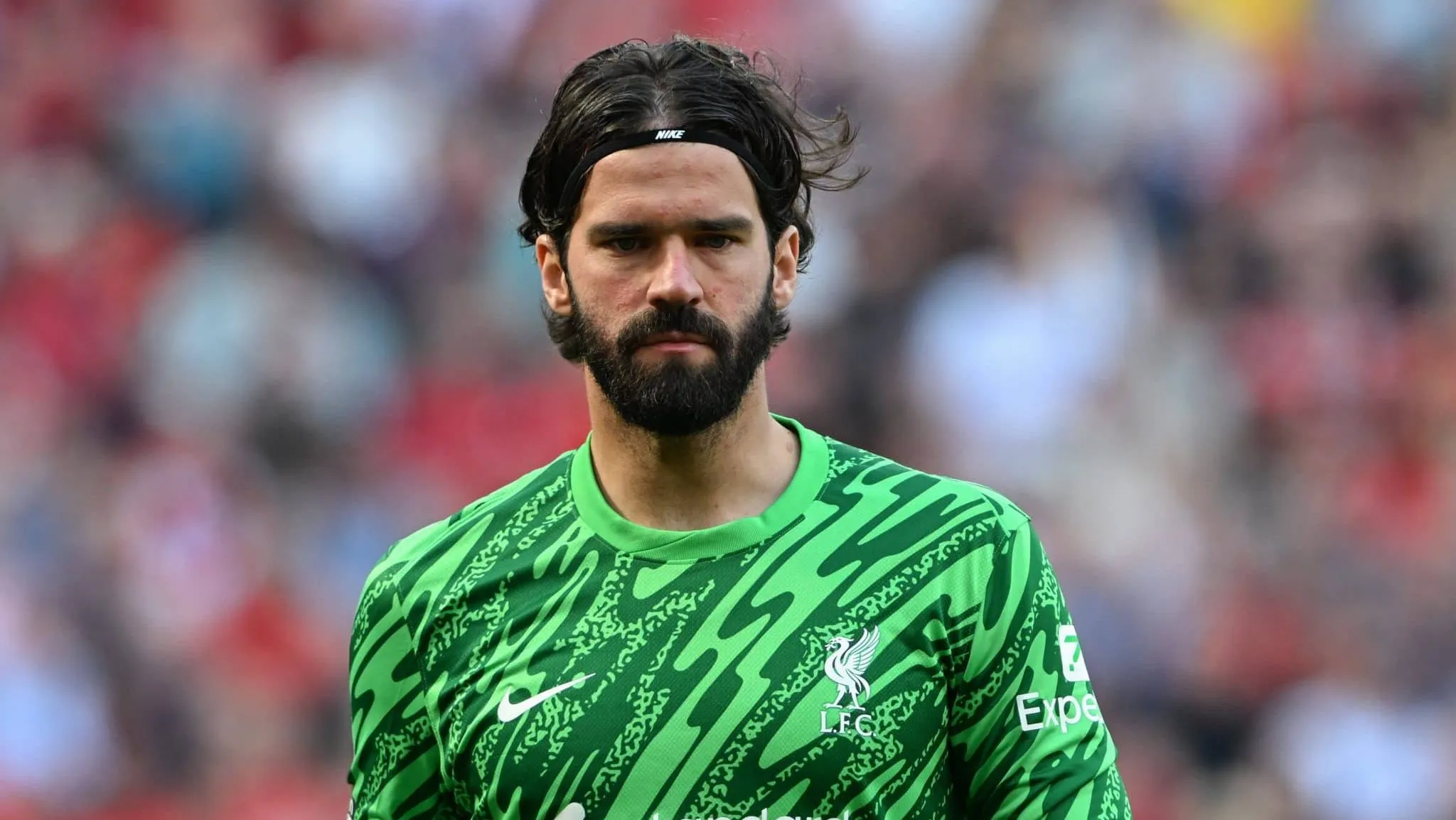 Liverpool define pre&ccedil;o para vender &lsquo;sombra&rsquo; de Alisson e abrir espa&ccedil;o para novo refor&ccedil;o