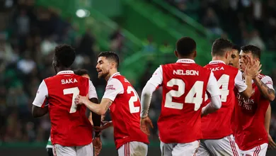 Um golpe de sorte ajudou o Arsenal a arrancar o empate fora de casa contra o Sporting