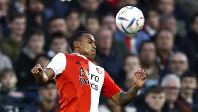Igor Paix&atilde;o marcou dois gols e o Feyenoord somou a s&eacute;tima vit&oacute;ria seguida na Eredivisie, com goleada