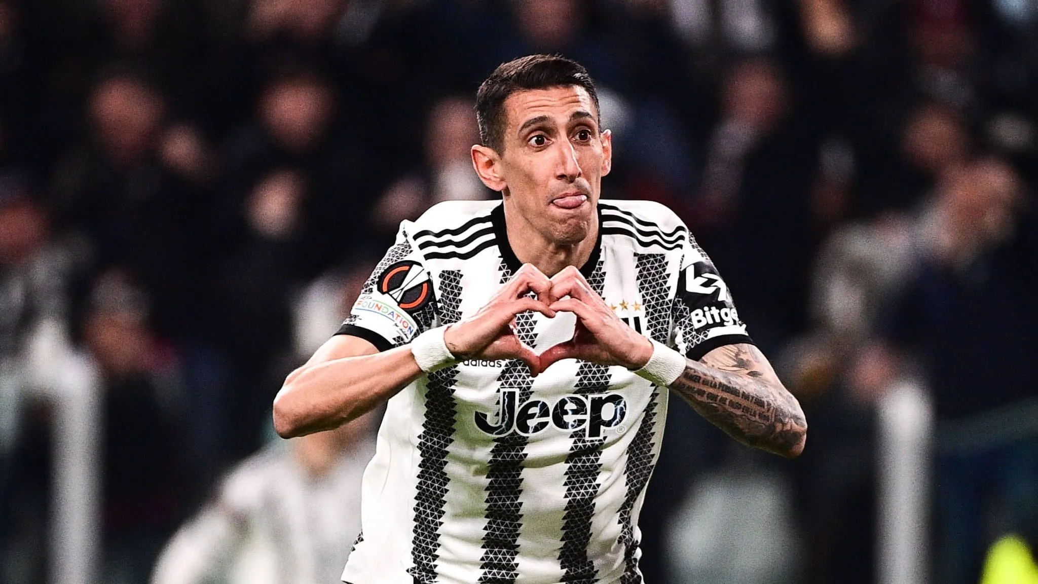 Em tempos de fortunas da Ar&aacute;bia, Di Mar&iacute;a escolhe o cora&ccedil;&atilde;o e volta ao Benfica