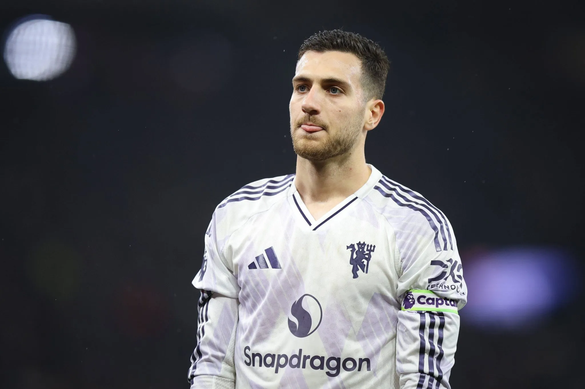 Diogo Dalot pelo Manchester United (Foto: Imago)