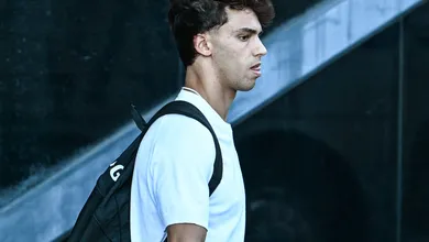 Jo&atilde;o F&eacute;lix n&atilde;o fez por merecer, mas pode ter valiosa segunda chance na Premier League