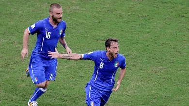 It&aacute;lia 2&times;1 Inglaterra: O rel&oacute;gio foi mais importante que o term&ocirc;metro na inflamada vit&oacute;ria da Azzurra