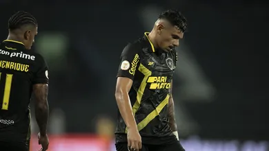 Do c&eacute;u ao inferno: Botafogo viveu maior vexame da hist&oacute;ria do Brasileiro por pontos corridos