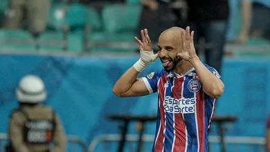 Bahia passa por cima do Atl&eacute;tico-MG e se livra do rebaixamento com um roteiro her&oacute;ico